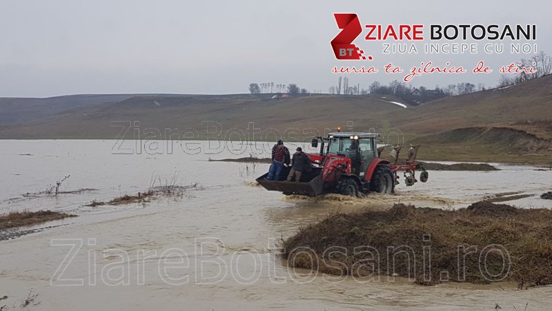 Drum și pășuni inundate la Hilișeu-Horia după revărsarea apelor. Județul Botoşani se află sub cod galben - FOTO