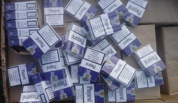Ţigări de contrabandă confiscate de la un bătrân de 77 de ani