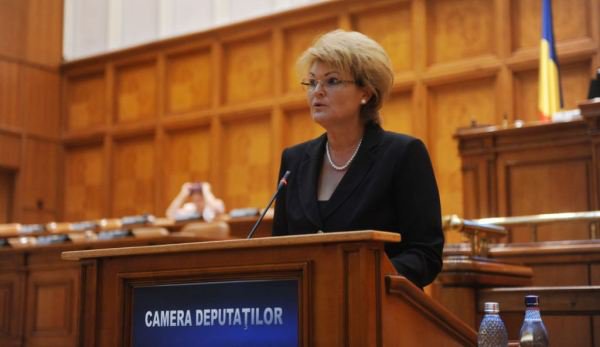 Deputat PSD Mihaela Huncă: „Investiția în educarea și pregătirea angajaților români este soluția principală pentru a diminua lipsa forței de muncă calificate din țara noastră”