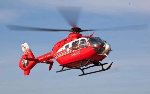Botoșănean de 45 de ani preluat de urgență de un elicopter SMURD