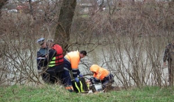 Descoperire șocantă în comuna Hlipiceni. Cadavrul unui bărbat, găsit în râul Jijia