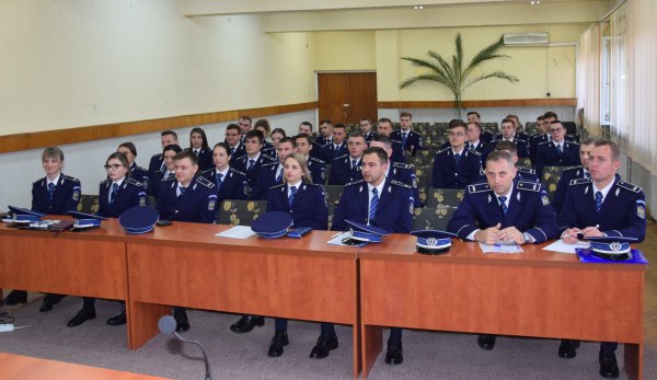 39 de poliţişti noi la IPJ Botoşani