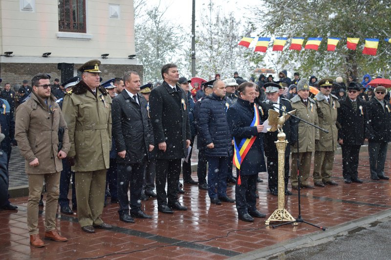 Eveniment inedit în municipiul Dorohoi, prilejuit de resfinţirea Monumentului „Ostaşul român în atac” - FOTO