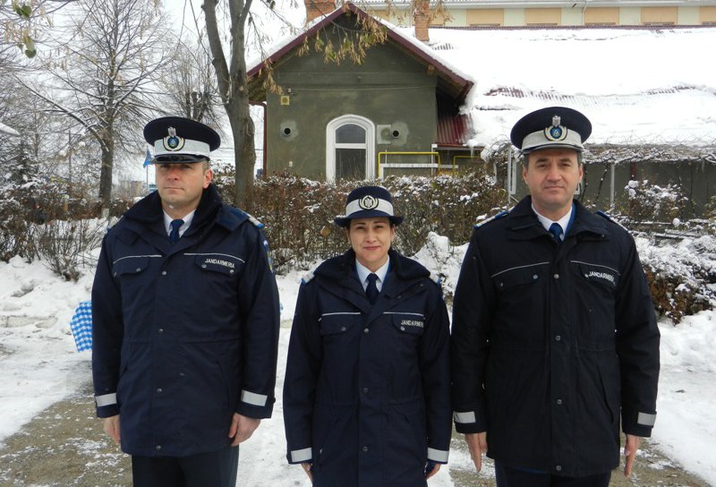 Jandarmi din Botoșani recompensaţi cu prilejul Zilei Naţionale a României - FOTO