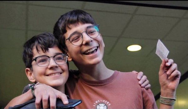 Un adolescent din Botoșani stabilit în Spania, a câştigat premiul cel mare la Loteria Copilului