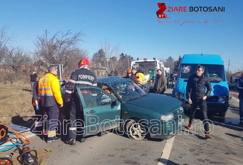 Accident grav pe drumul Botoșani - Dorohoi! Impactul între o autoutilitară și un autoturism – VIDEO / FOTO