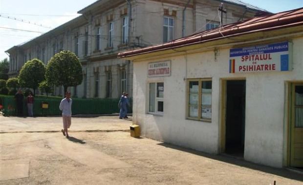 Tragic! Bărbat găsit mort în curtea unui spital din Botoșani. A murit electrocutat