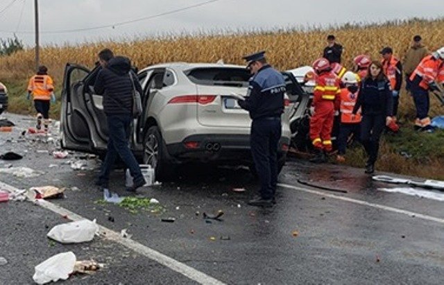 Patru morți și doi răniți după impactul violent dintre două mașini pe drumul Botoșani – Iași - FOTO