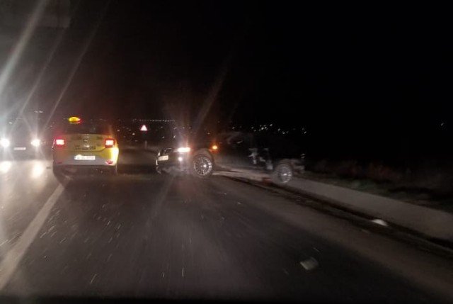Accident la Baisa! Mașină ajunsă în șanț pe drumul Botoșani – Suceava