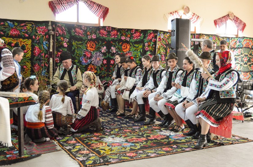 Tradiţionala manifestare culturală „Şezătorile iernii” organizată în patru sate din județ - FOTO