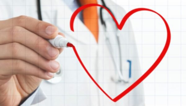 De ce persoanele cu hipertensiune şi cardiacii sunt mai expuşi la îmbolnăvirea de COVID-19