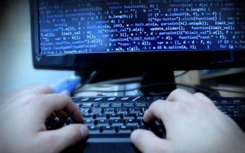ATENȚIE, să nu cădeți în plasa hackerilor! Un site fals vinde subiectele de la BAC cu doar 100 de lei