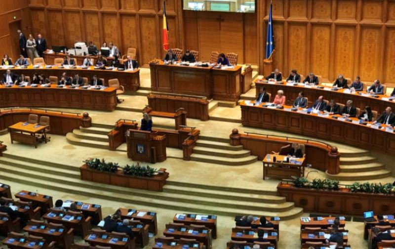 Parlamentul NU va vota prelungirea STĂRII DE ALERTĂ! Parlamentarii îi cer premierului „să mai citească o dată legea”