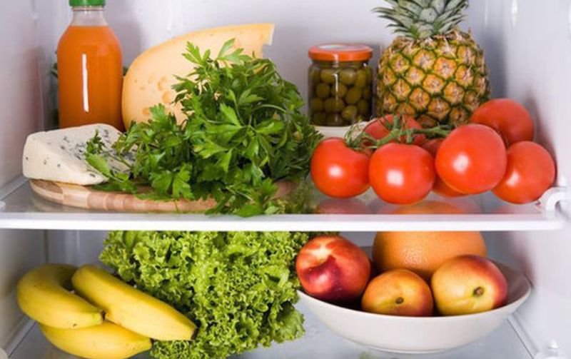 Cum pot fi păstrate proaspete, mai multe săptămâni, în frigider fructele și legumele
