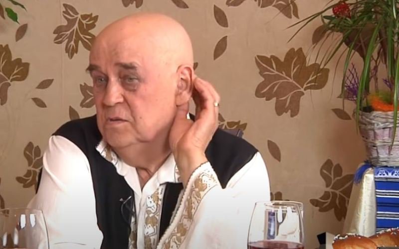 Benone Sinulescu, în stare gravă - Cântărețul a fost găsit inconștient în propria locuință