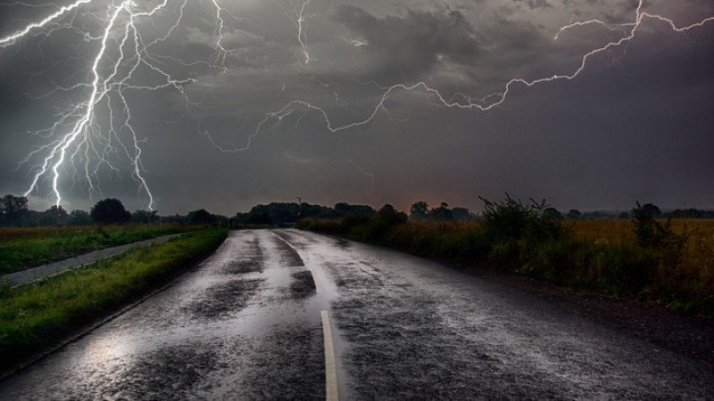 Meteorologii au emis COD PORTOCALIU de furtună pentru județul Botoșani