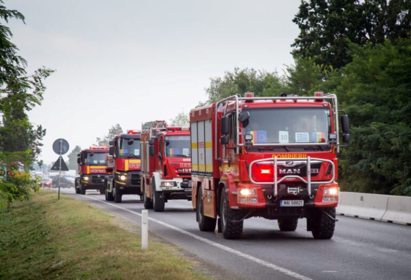 România trimite 142 de pompieri în Grecia, într-o nouă misiune de stingere a incendiilor