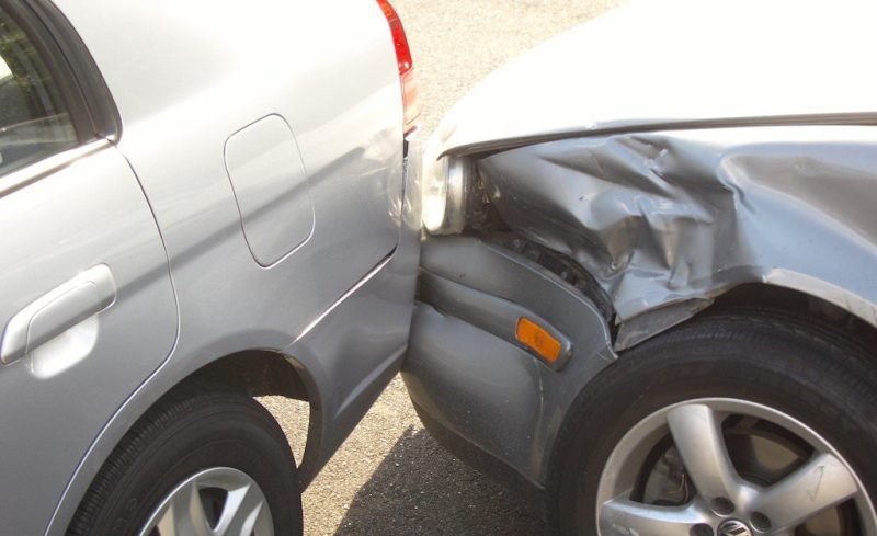 IPJ Botoșani informează despre: Obligațiile conducătorilor auto implicați într-un accident de circulație în urma căruia au rezultat doar pagube materiale