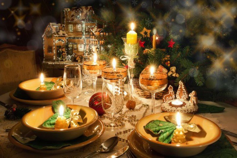 Alimentele care nu trebuie să îţi lipsească de pe masa de Revelion. Tradiţii şi obiceiuri de Anul Nou