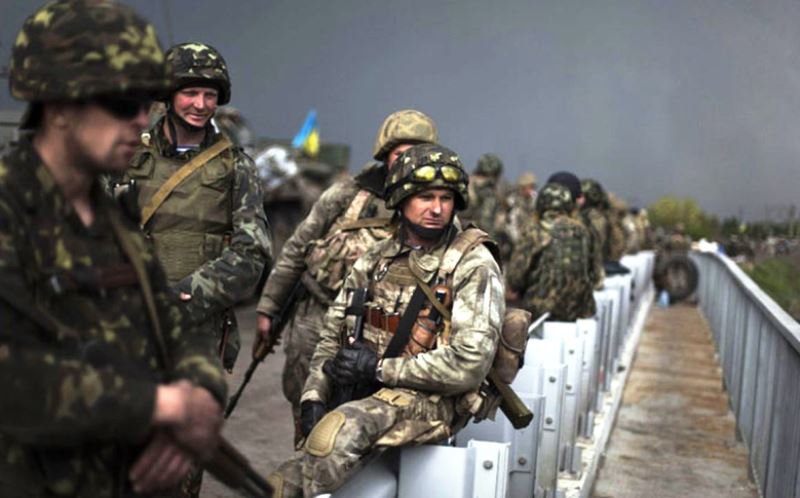 Putin se pregătește de un atac în Ucraina? Zeci de diplomați ruși și familiile lor, evacuați din Ucraina