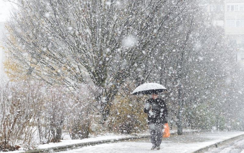 Se întorc ninsorile în România! Unde va ninge în weekend