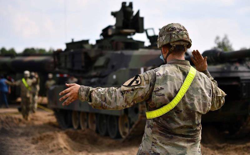 Franţa începe trimiterea de militari în România