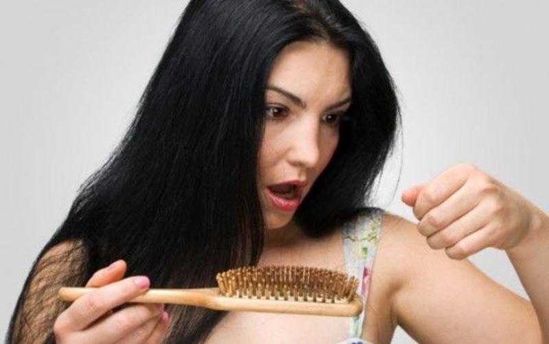 Ce poți să mănânci ca să previi căderea părului
