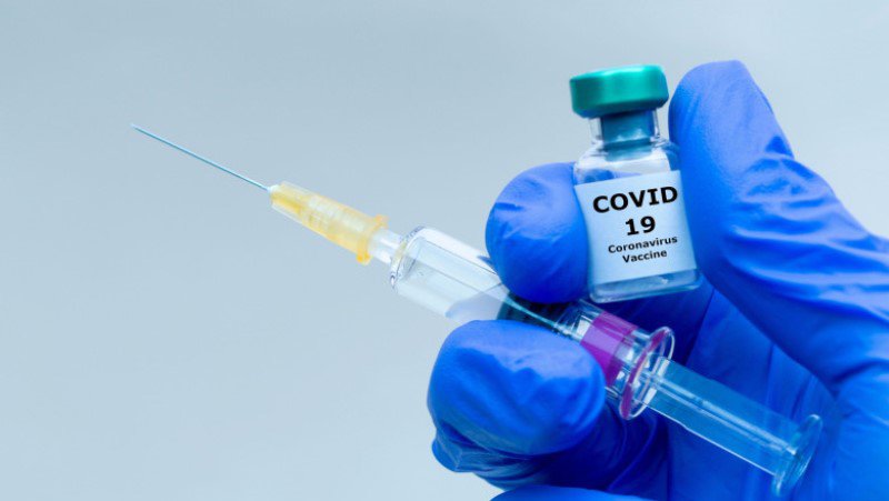 Opt medici de familie din Botoșani continuă administrarea de vaccin anti-CODIV-19. Cine sunt ei!