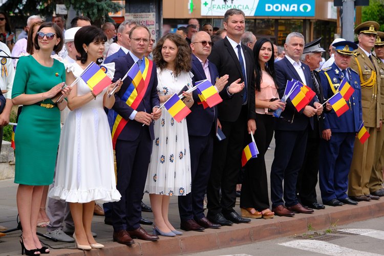 Drapelul României sărbătorit de social-democrații botoșăneni - FOTO