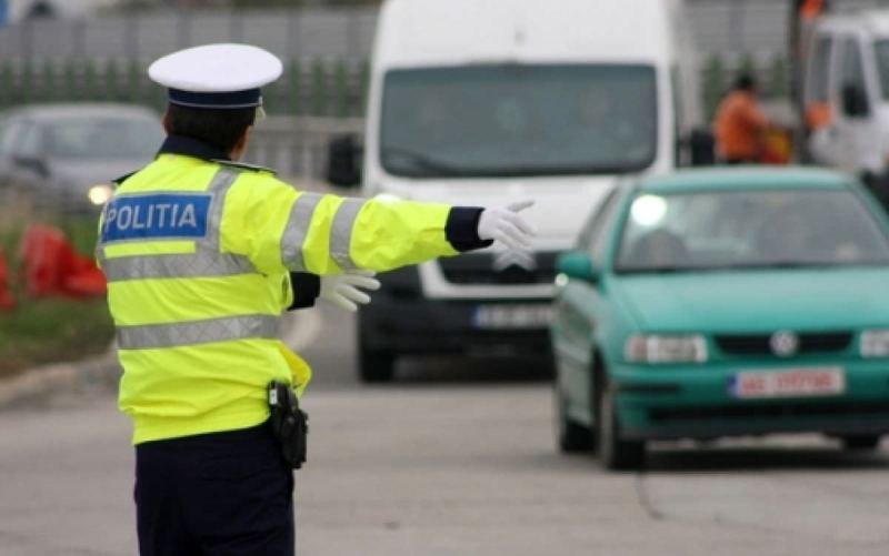 Razie în trafic. Polițiștii au aplicat peste 500 de sancțiuni contravenționale