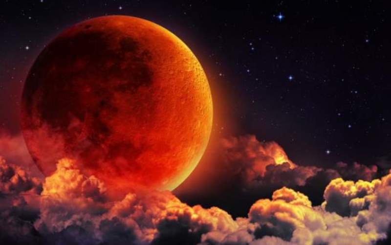 Luna Sângerie 9 octombrie 2022. Ce este Luna Vânătorului și ce schimbări aduce pentru zodii
