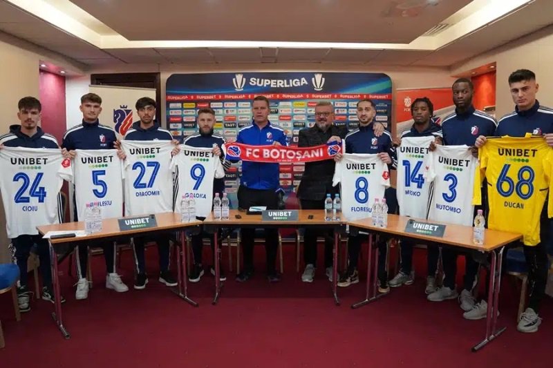 FC Botoșani a organizat o conferință de presă unde au fost prezentați noii jucători - VIDEO