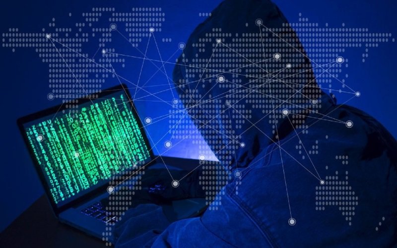 Cele mai noi capcane lansate de hackerii din România: Cum arată mesajele care te pot lăsa fără bani în cont