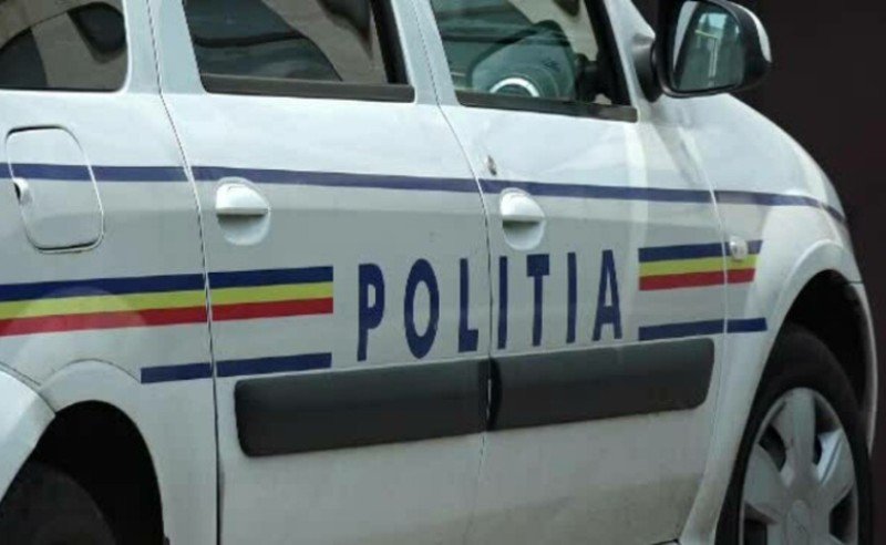 Șofer fără permis urmărit de poliţiştii din Dorohoi, după ce au descoperit că circula cu viteză