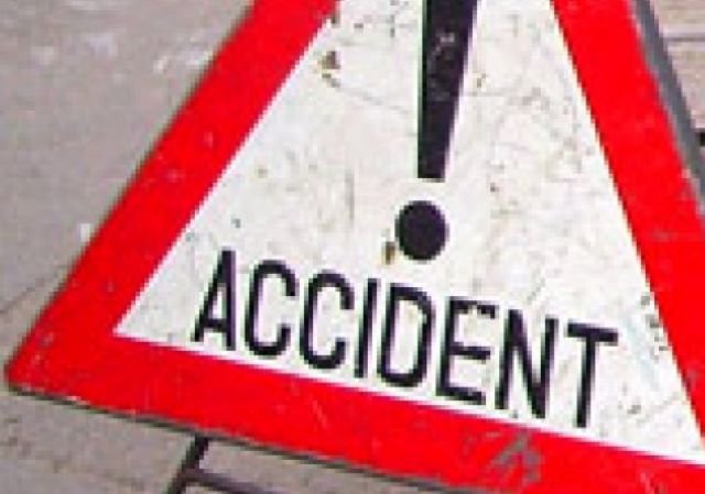 Accident mortal! Un bărbat a fost izbit de o mașină în timp ce se deplasa pe un drum din Dumeni