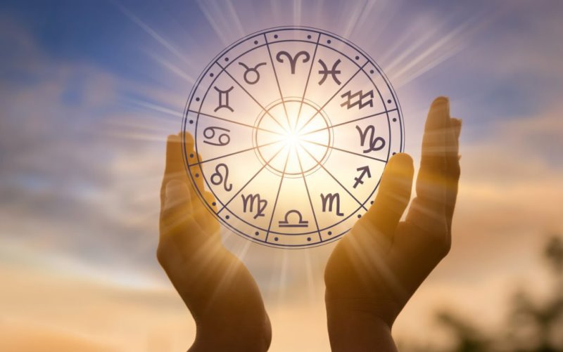 Horoscopul săptămânii 23 - 29 octombrie: Trei zodii vor fi lovite de noroc din plin