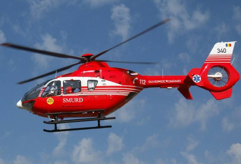 Elicopterul SMURD chemat la Botoșani, în Ajun de Crăciun, pentru un copil de șase luni aflat în stare gravă