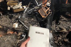 biblie-incendiu_20181204.jpg