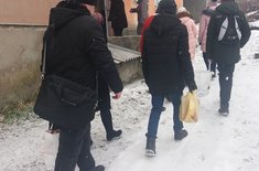 omul-care-daruieste-22_20190105.jpg