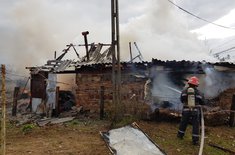 incendiu-casa-botosani-02_20190327.jpg