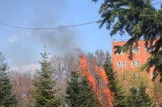 incendiu-la-dorohoi_06_20190407.jpeg