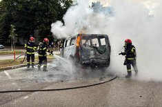 incendiu-masina_-2_20260713.jpeg