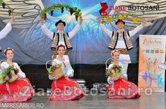 concursul-national-dans-tinere-sperante-botosani-ziua-copilului-bot_2OqovzC.JPG
