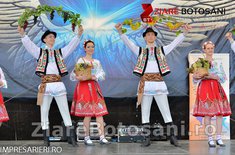 concursul-national-dans-tinere-sperante-botosani-ziua-copilului-bot_A9zoCvA.JPG