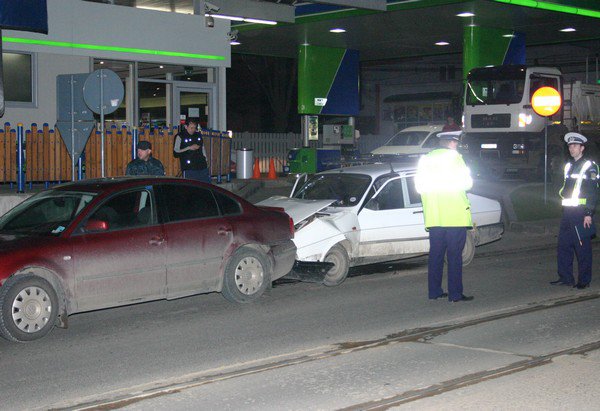 Băutura la proptit în altă mașină