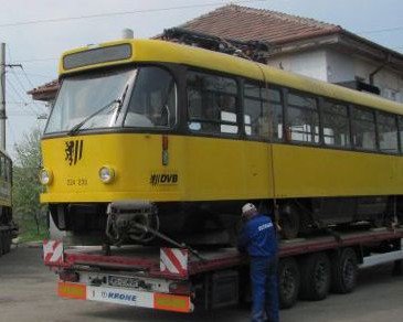 Eltrans Botosani: Tramvaiele TATRA T4D-M, construite în anii 1980, au fost modernizate în Germania în anii 1996 - 2000