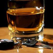 Accident rutier soldat cu avarii din cauza băuturilor alcoolice 