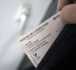 Fără permis la plimbare cu o autoutilitară 