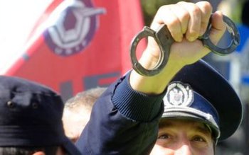 Mitingul poliţiştilor programat pentru astăzi, …