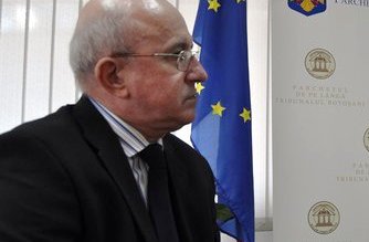 Procurorii anchetează masacrul câinilor comunitari …